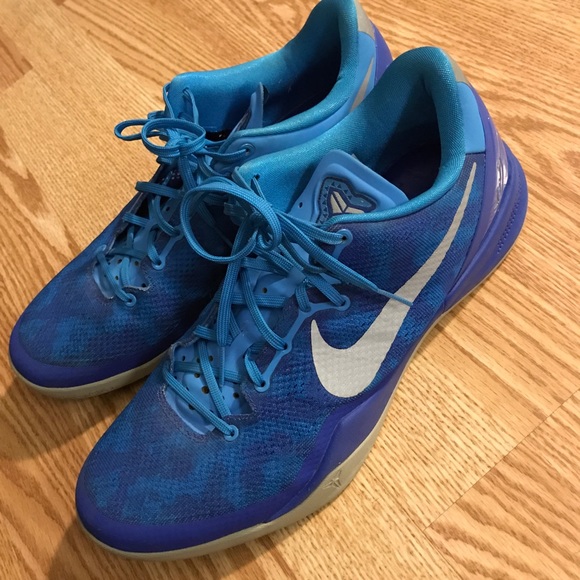 kobe 8 blue glow